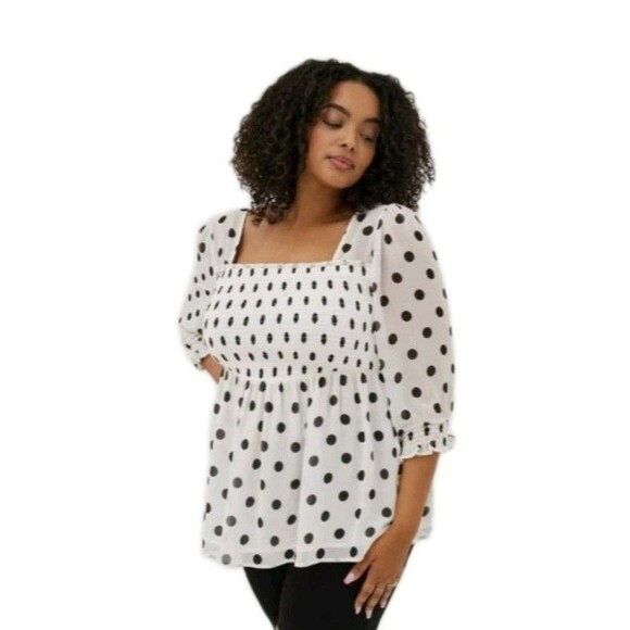 Torrid Size 00 Chiffon Babydoll Smocked Blouse White Black Polka Dot - Picture 2 of 8